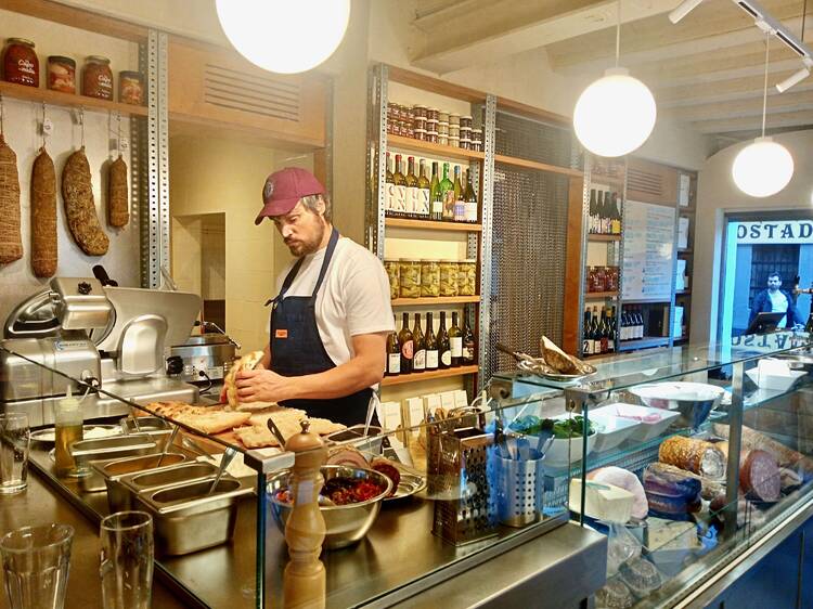 La millor pizzeria de Barcelona obre un bar de focaccia gourmet (¡i farà dos per un tota una setmana!)