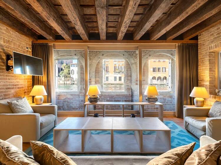 The luxury sauna apartment on the Grand Canal