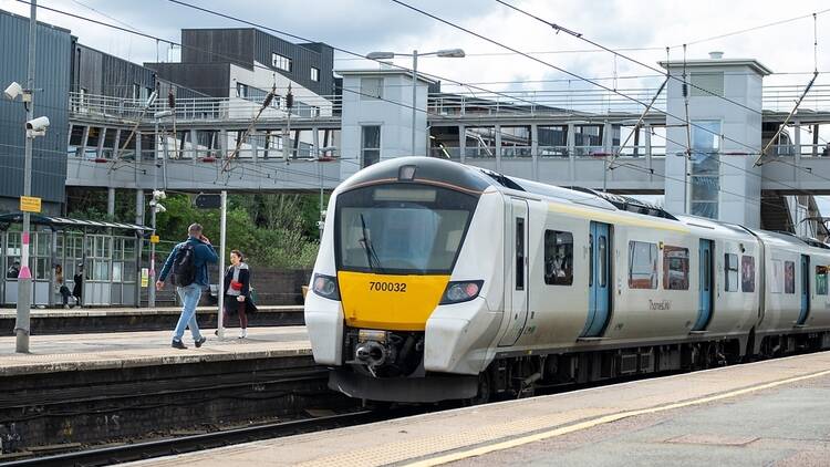 Image of the Thameslink train