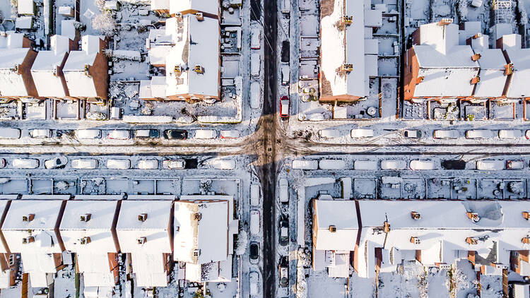 Image of houses covered in snow in England