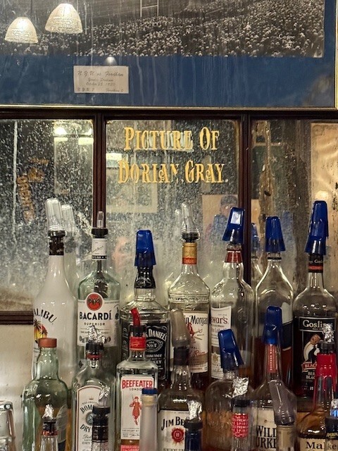 Picture of Dorian Gray inside Old Town Bar