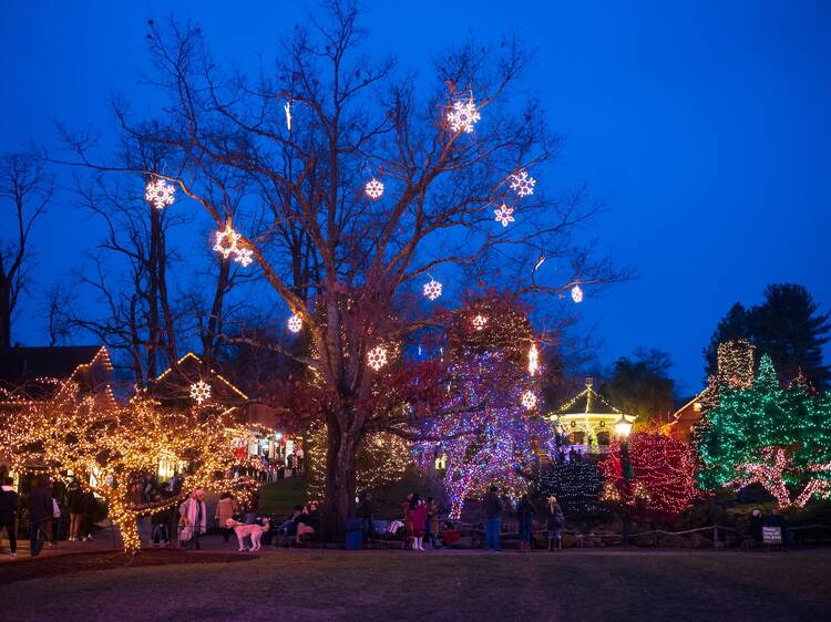 Where to see Christmas lights in Philadelphia