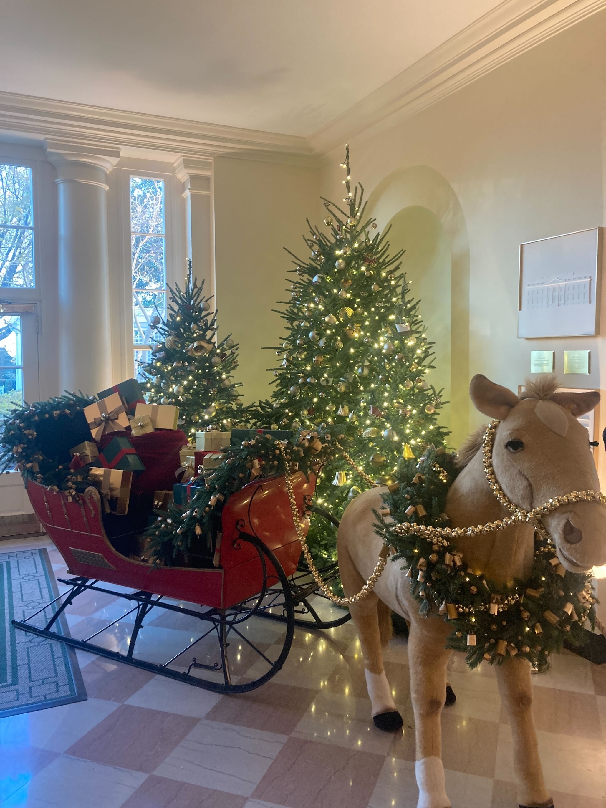 I Toured the White House’s 2024 Holiday Decorations, Which Celebrate ...