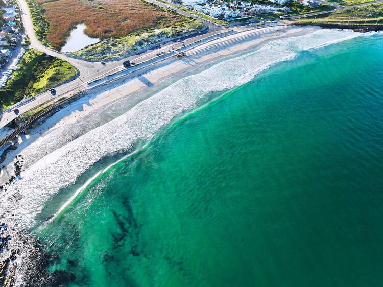 Glencairn Beach