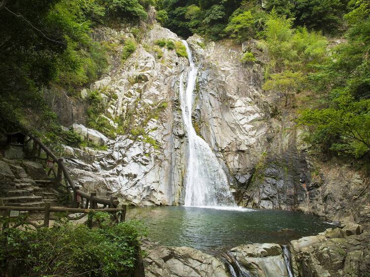 11:00 Nunobiki Falls