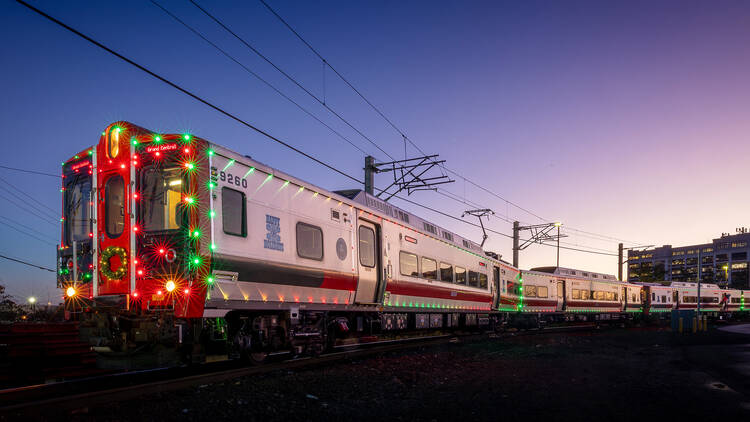 Holiday Lights Train Metro-North