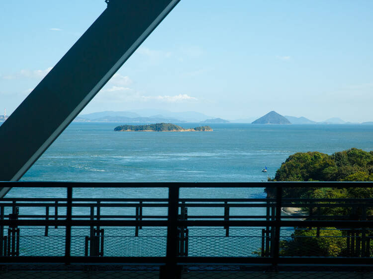 10:00 Seto Ohashi Bridge