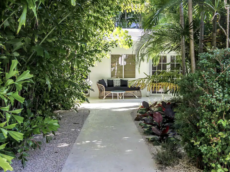 The cozy bungalow in Coconut Grove