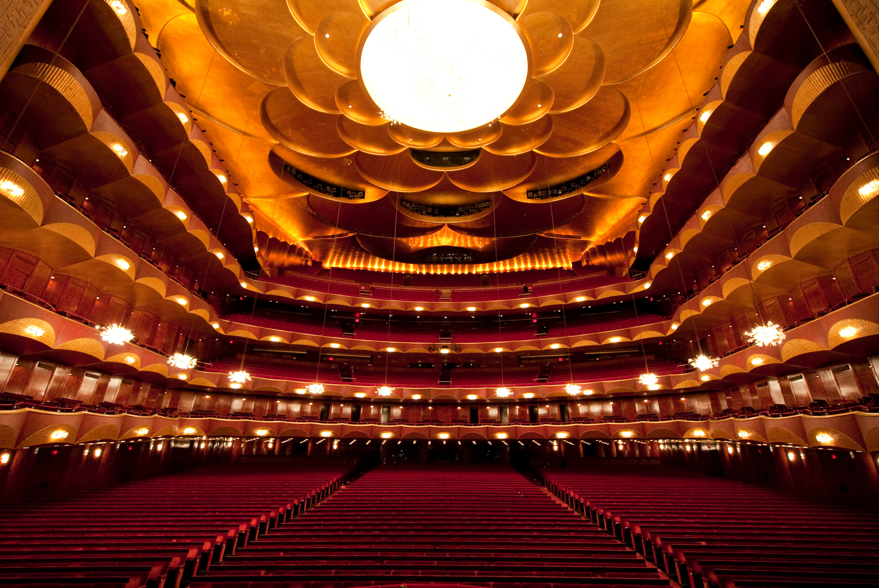 The auditorium of the Metropolitan Opera House in New York City