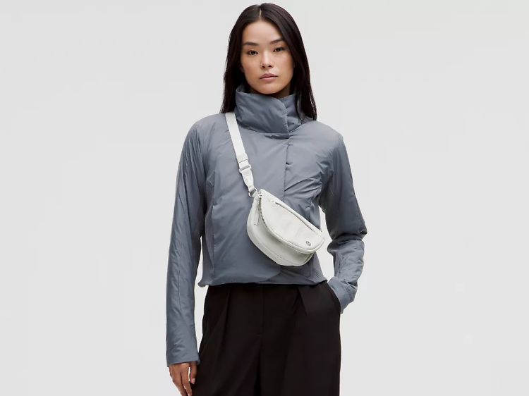 聖誕禮物2024：Lululemon All Night Festival 迷你斜背袋（$580）