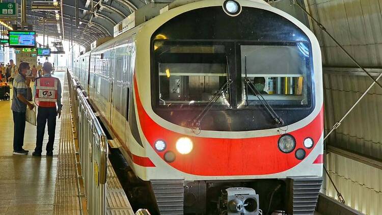 Suvarnabhumi Airport train