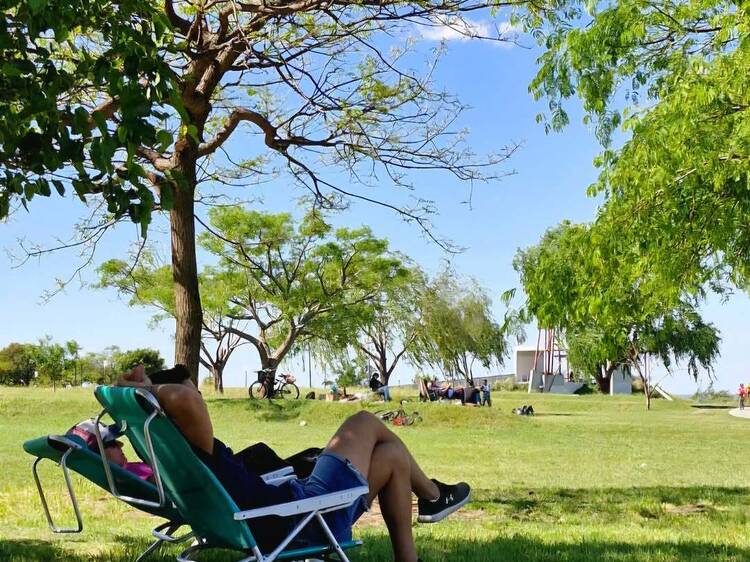 Paseo de la Costa in Vicente López