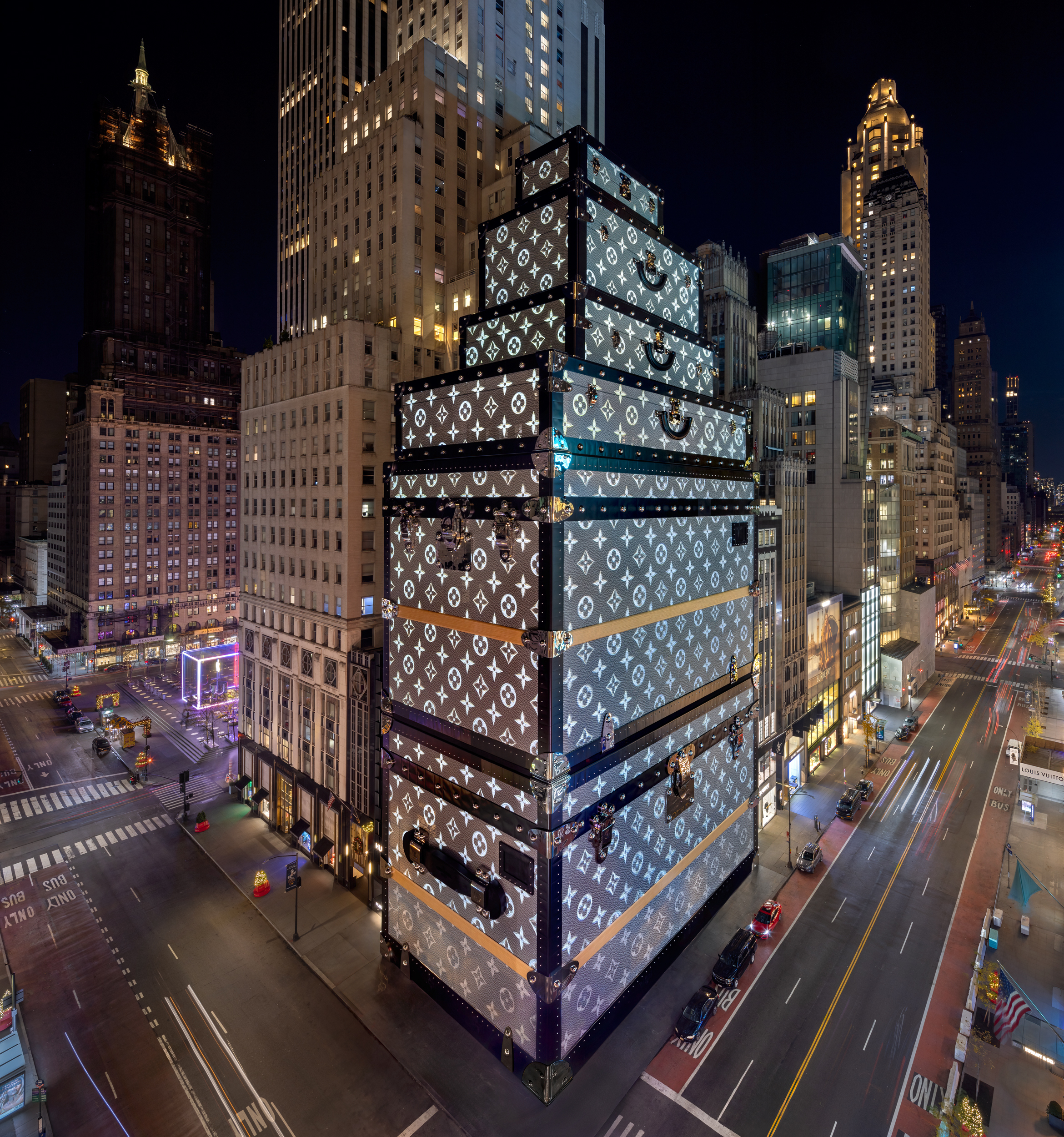 Louis Vuitton Fifth Avenue animation