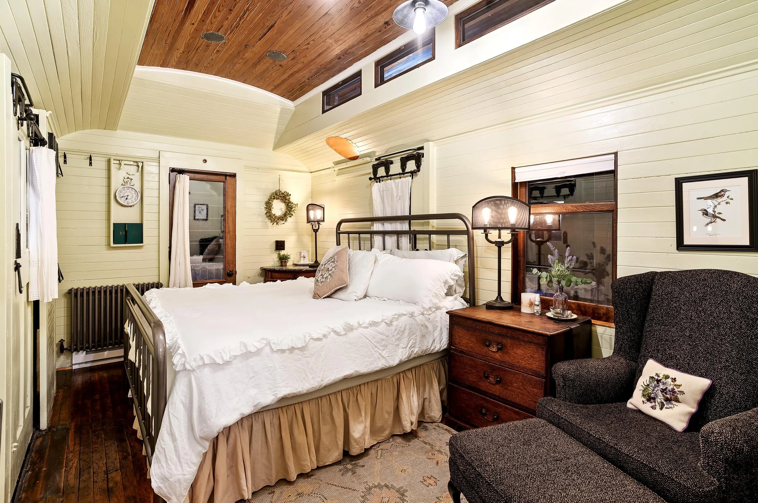 Airbnb train Idaho