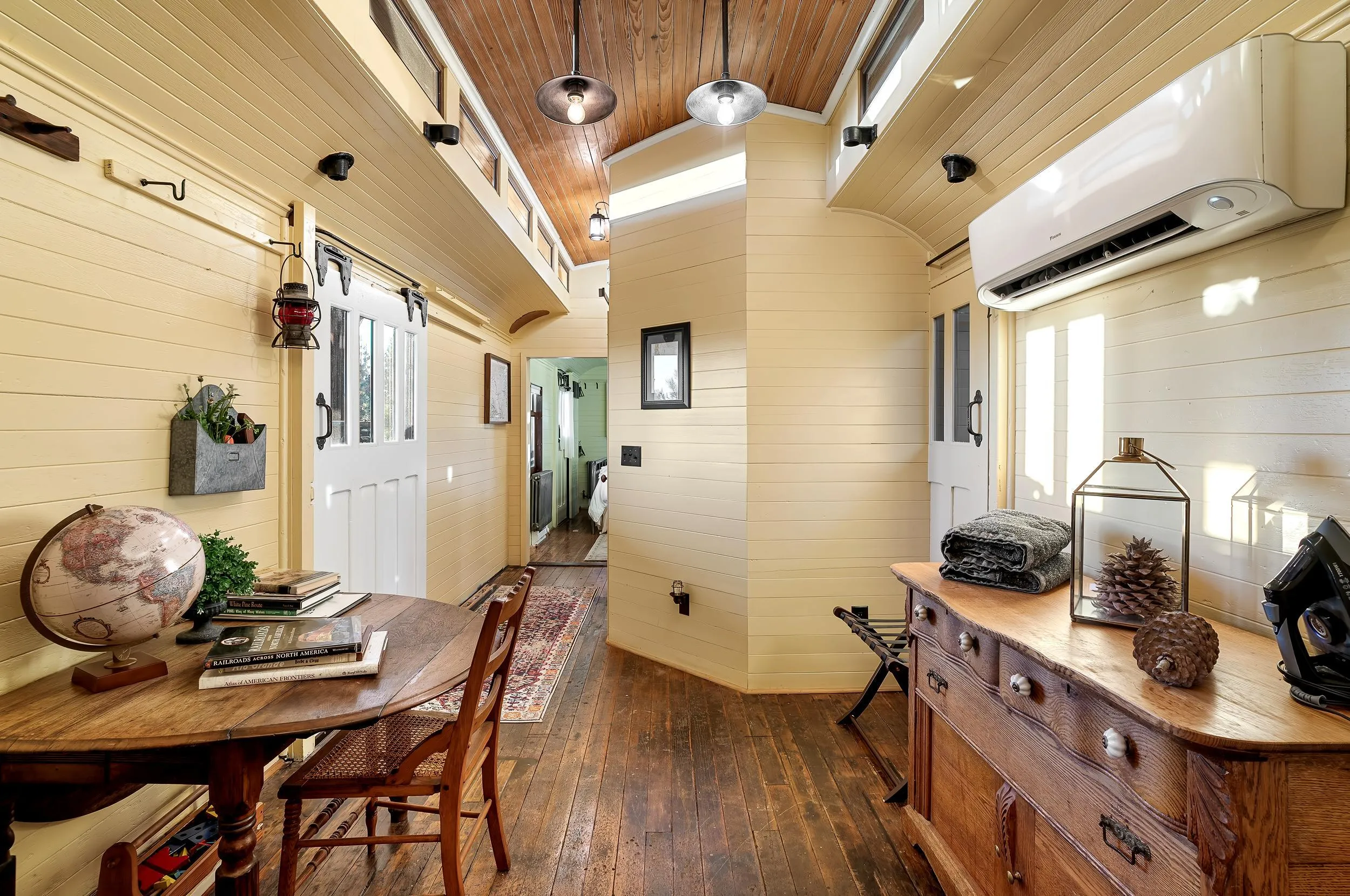 Airbnb train Idaho