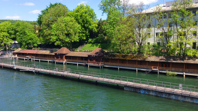 Visit the Flussbad Unterer Letten