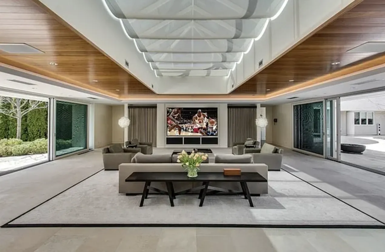 Michael Jordan Chicago property