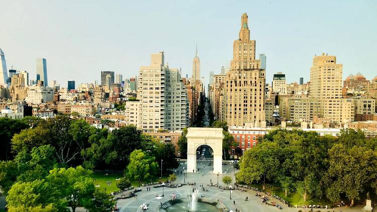 10 surprising secrets of Washington Square Park