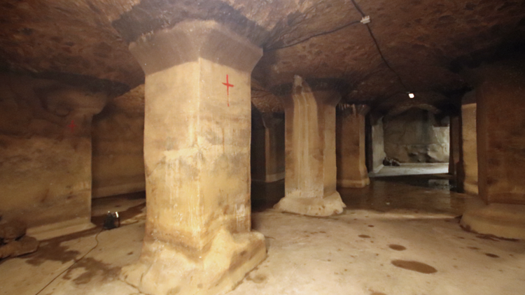 La cisterna amb enigmes sota el Park Güell