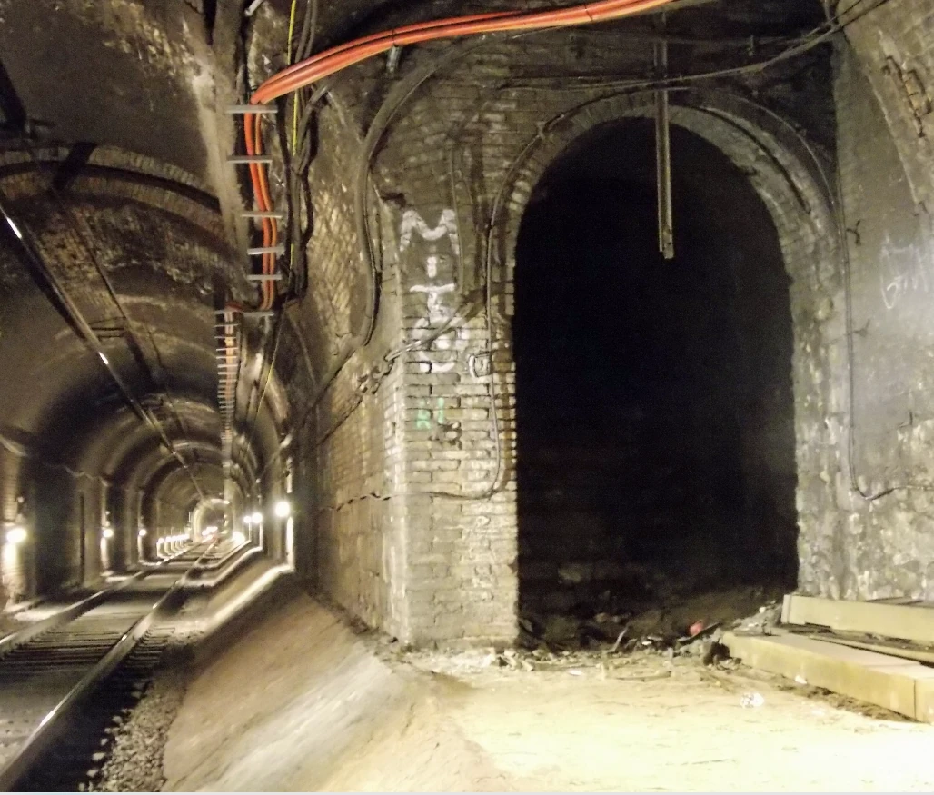 Estaci&oacute; de metro fantasma de Banc (Barcelona)