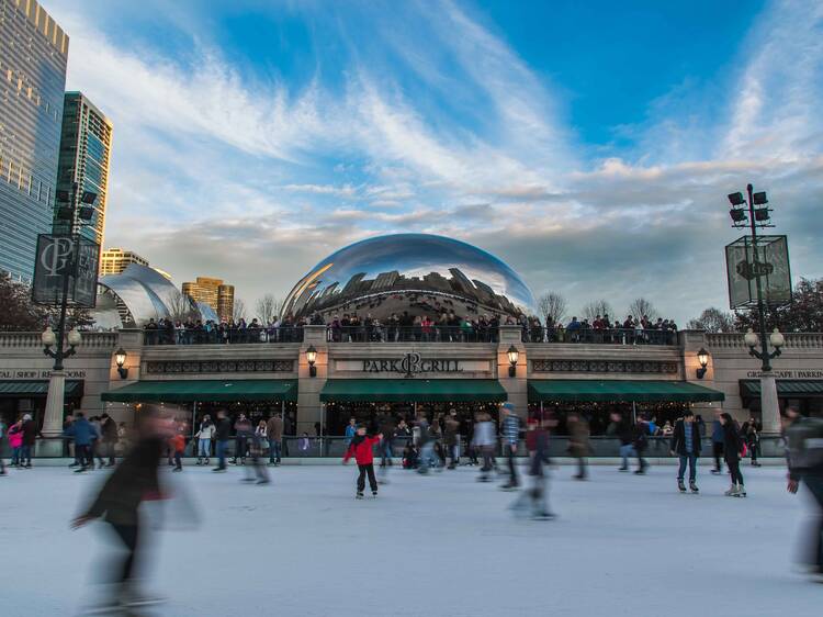 ice skating at millennium park