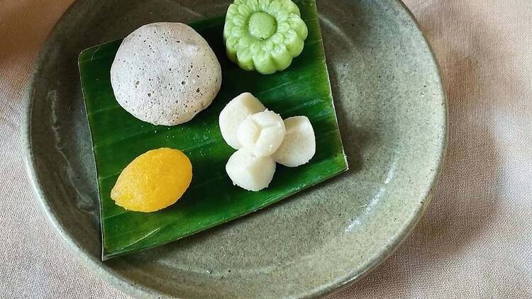 Get traditional Thai sweet treats at F.V.