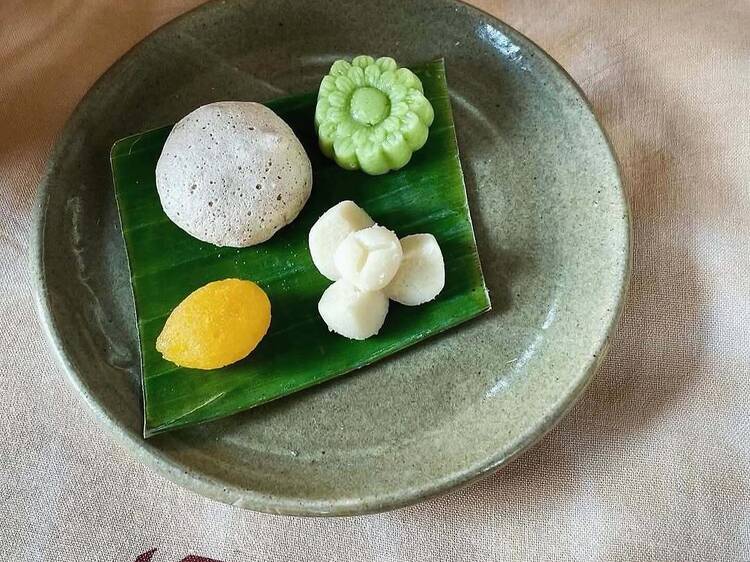 Get traditional Thai sweet treats at F.V.