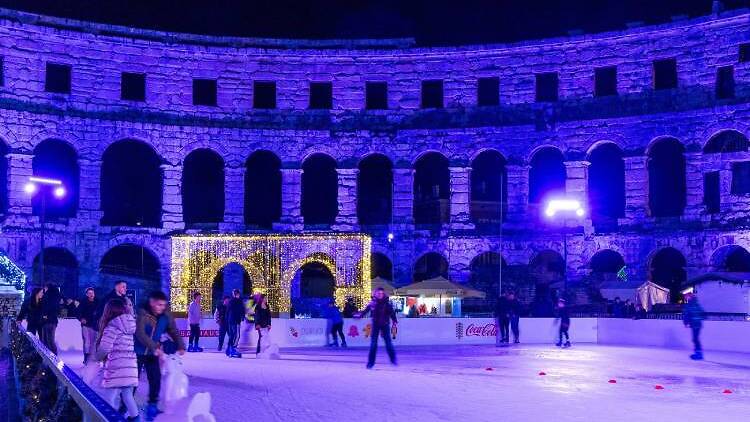 Advent in Pula