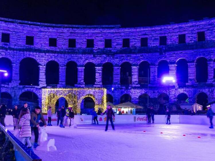 Skate inside a Roman arena at Advent in Pula