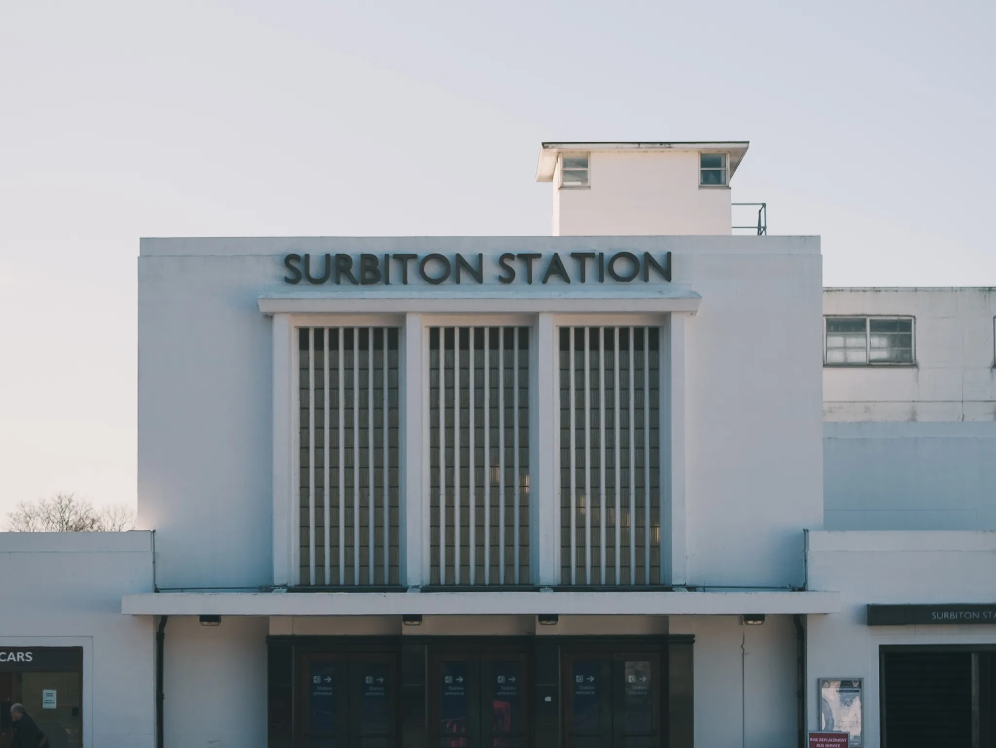 Surbiton train station