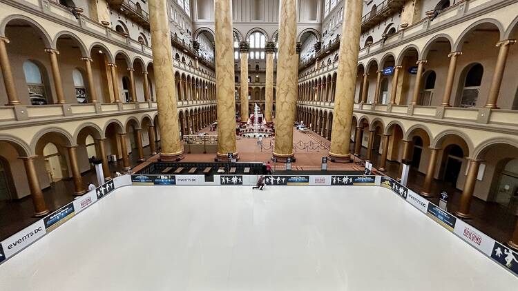 The DowntownDC Holiday Skate Spectacular is a free indoor skating experience in the National Building Museum's Grand Hall.