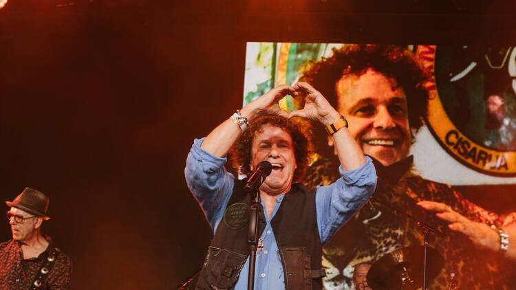 Leo Sayer on stage. 