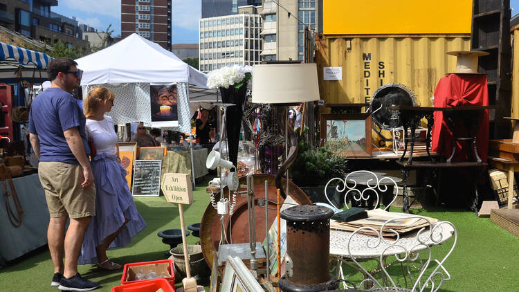 Bermondsey Square Antiques Market