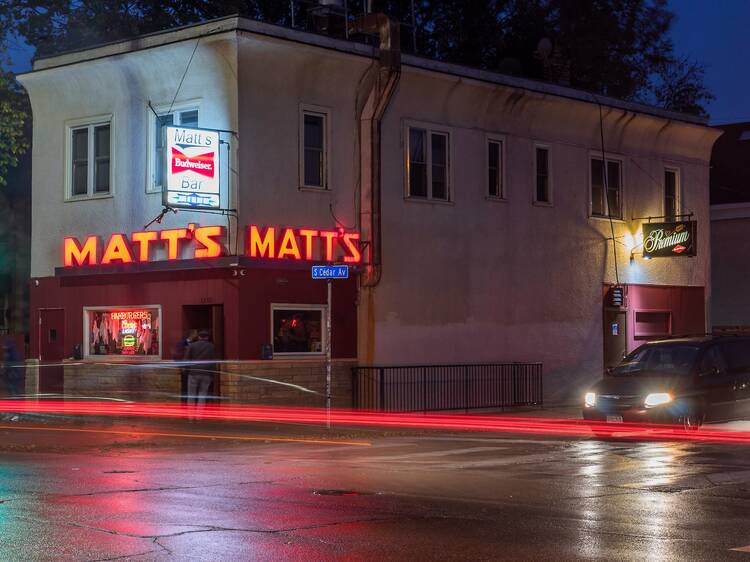 Matt's Bar