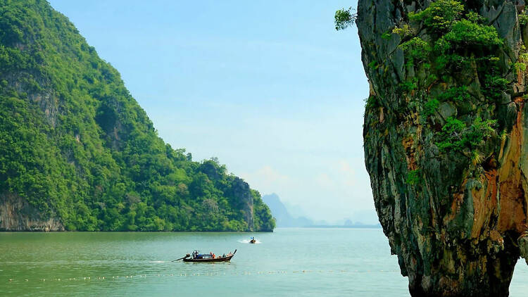 Island hopping in Phang Nga Bay