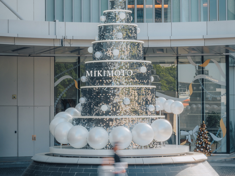 香港四季酒店：Mikimoto 珍珠亮片聖誕樹2024