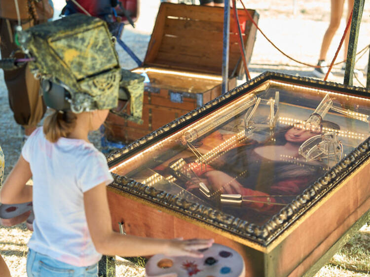 Juegos de hadas, pinballs futuristas, un teatro ambulante y otras actividades gratis y al aire libre para hacer en familia en Matadero esta Navidad