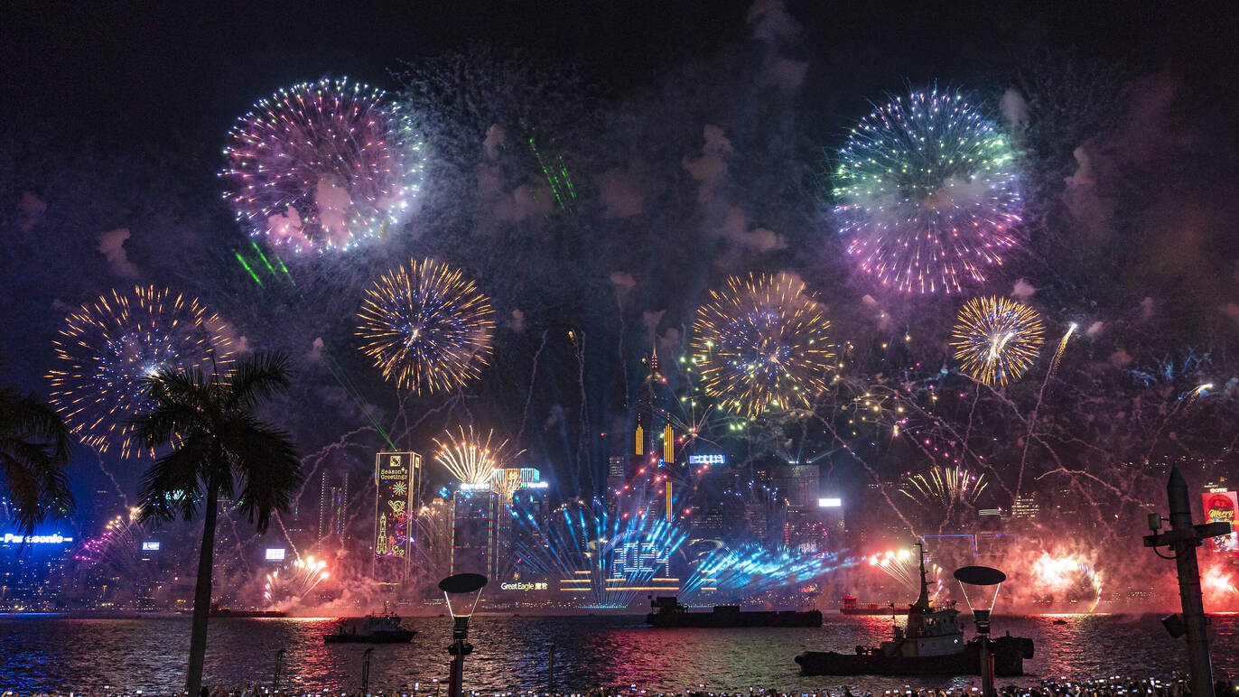 Hong Kong New Year's Eve Countdown Fireworks 2024 Vantage Points, Time