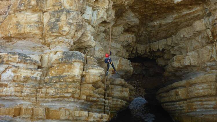 Go abseiling at Blackmans Bay