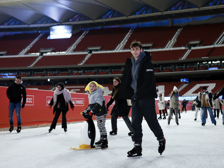 Las mejores pistas de patinaje sobre hielo en Madrid esta Navidad