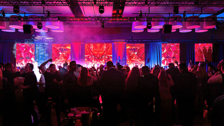 A crowd celebrating New Year’s Eve at Terranea Resort.