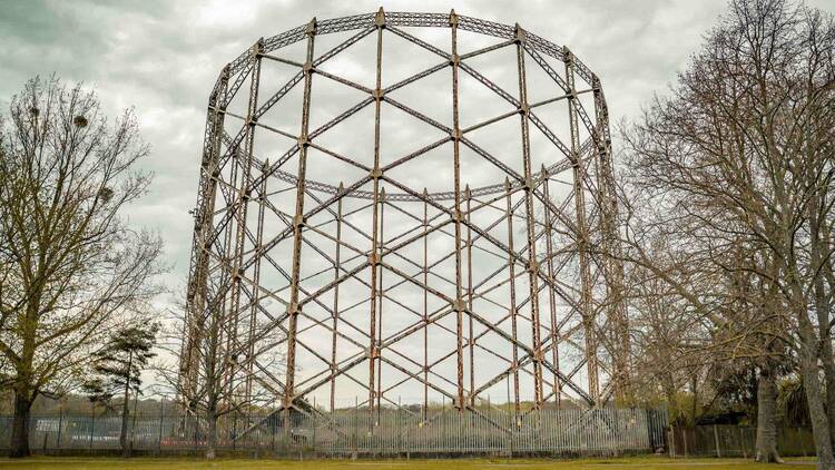 New Barnete gasholder