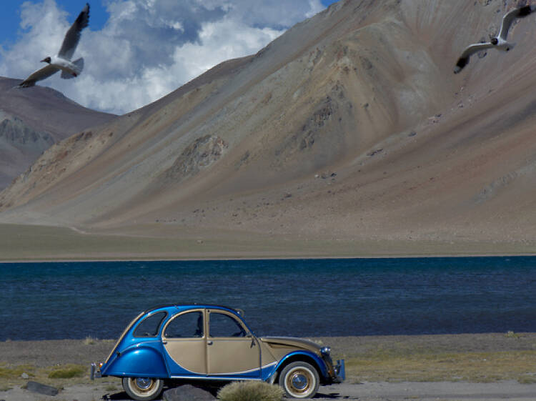 Slowkar: Mendoza in a Vintage Citroën