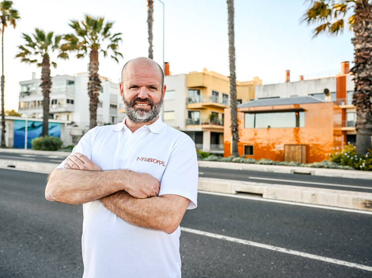 Miguel Laffan está de volta. Com vista para o mar, em Paço de Arcos, ambiciona uma estrela