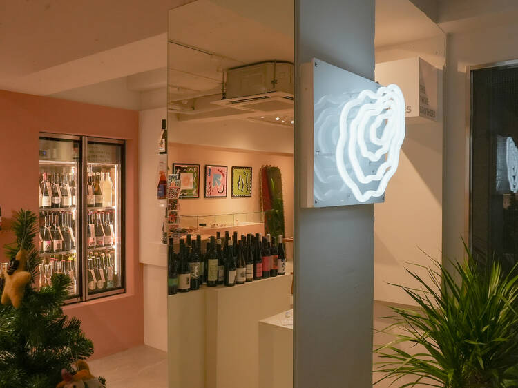 3 reasons to visit jewellery and wine select shop Pauline Studio in Harajuku