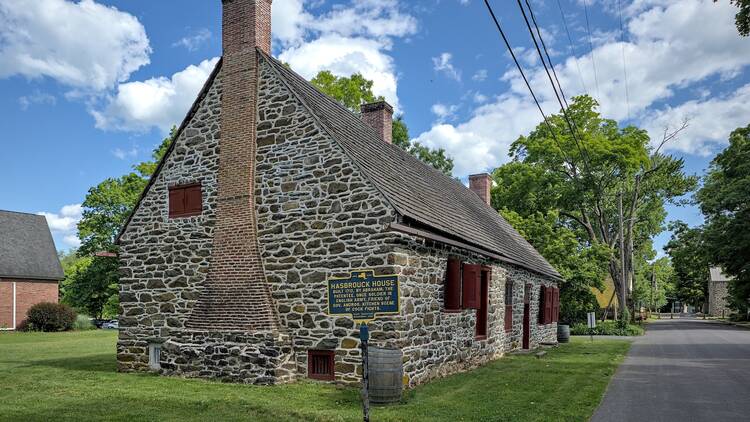 Historic Huguenot Street tour