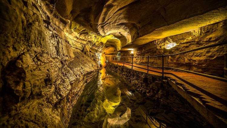 Howe Caverns