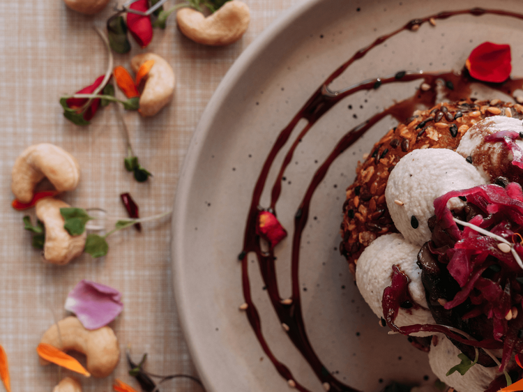 Els 21 millors bars, cafès i restaurants vegans de Barcelona