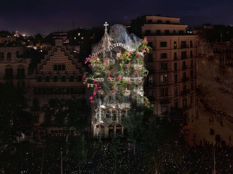 La Casa Batlló torna a vestir-se de mapping!