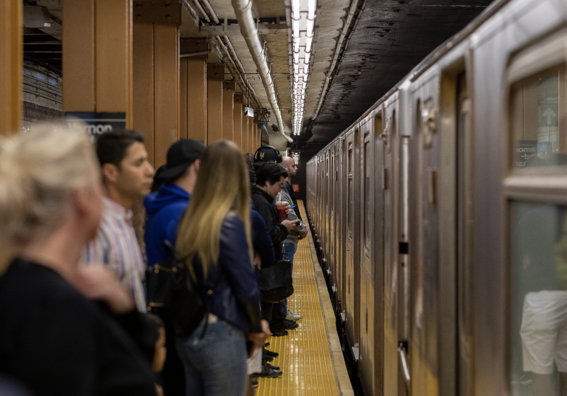 It's official: the B train was the most delayed subway in NYC last year
